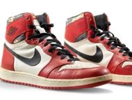 Air Jordan 1, game-worn during the 'shattered backboard' incident ($615,000) (Image via Christie's)